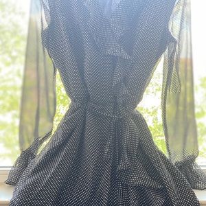 PolkaDot Dress 🥰🖤🤍🖤